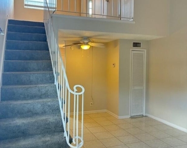 1606 King Street - Photo Thumbnail 2