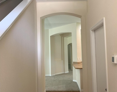 13115 Tom Morris Drive - Photo Thumbnail 4