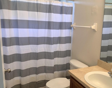 13115 Tom Morris Drive - Photo Thumbnail 10
