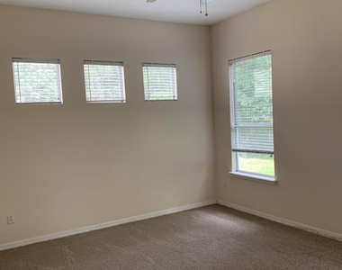 13115 Tom Morris Drive - Photo Thumbnail 9