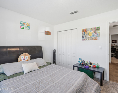 4356 Hemlock Street - Photo Thumbnail 3