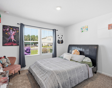 4356 Hemlock Street - Photo Thumbnail 2