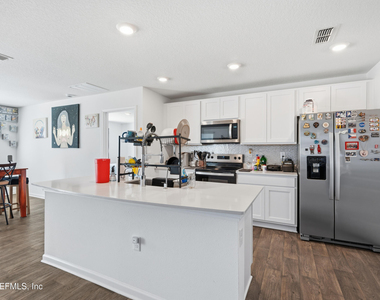 4356 Hemlock Street - Photo Thumbnail 10