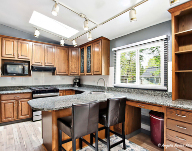 34679 N Hiawatha Trail - Photo Thumbnail 11