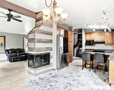 34679 N Hiawatha Trail - Photo Thumbnail 6