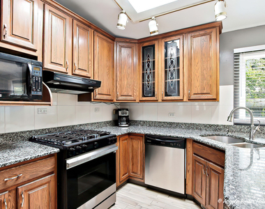 34679 N Hiawatha Trail - Photo Thumbnail 10