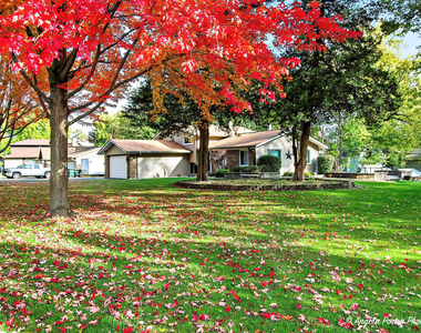 34679 N Hiawatha Trail - Photo Thumbnail 24