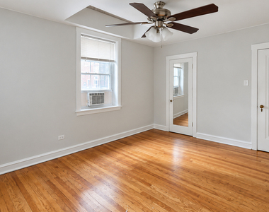 6420 N Newgard Avenue - Photo Thumbnail 17