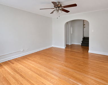 6420 N Newgard Avenue - Photo Thumbnail 4
