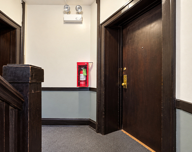 2336 W Addison Street - Photo Thumbnail 17