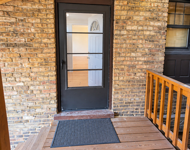2336 W Addison Street - Photo Thumbnail 15