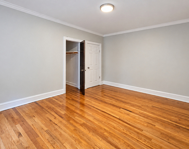 2336 W Addison Street - Photo Thumbnail 10