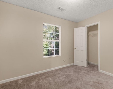 160 Melinda Drive - Photo Thumbnail 22