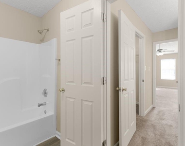 160 Melinda Drive - Photo Thumbnail 17