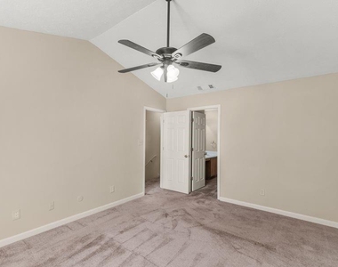 160 Melinda Drive - Photo Thumbnail 15