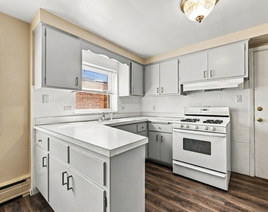 5848 W Irving Park Road - Photo Thumbnail 16
