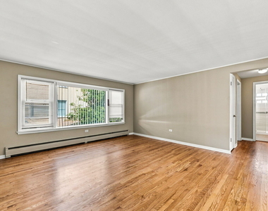 5848 W Irving Park Road - Photo Thumbnail 4