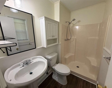 3884 Dollar Circle - Photo Thumbnail 18