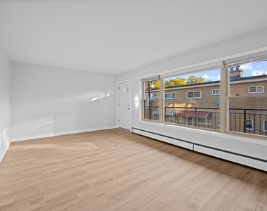7827 North Avenue - Photo Thumbnail 5