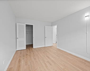 7827 North Avenue - Photo Thumbnail 10