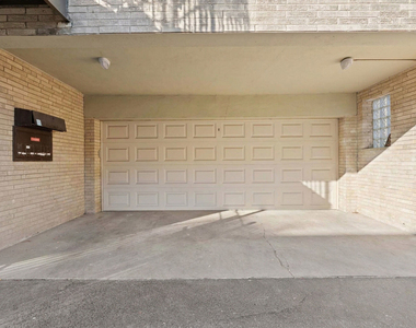 7827 North Avenue - Photo Thumbnail 18