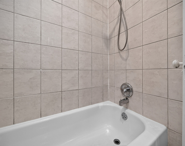 3325 N Lakewood Avenue - Photo Thumbnail 11