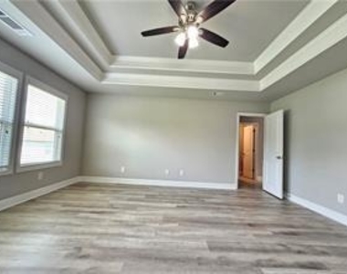 2364 Morgan Place Drive - Photo Thumbnail 17