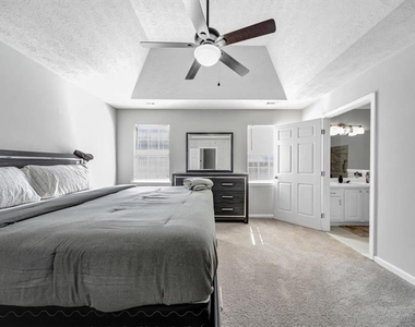 208 Coldsprings Court - Photo Thumbnail 14