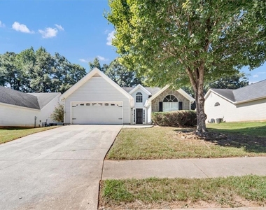 208 Coldsprings Court - Photo Thumbnail 3