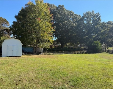 2642 Skyland Drive - Photo Thumbnail 21