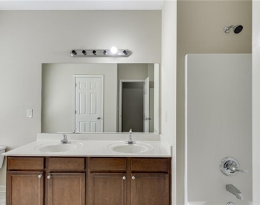 6225 Stillwater Place - Photo Thumbnail 23