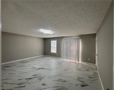 2775 Emerald Springs Drive - Photo Thumbnail 21