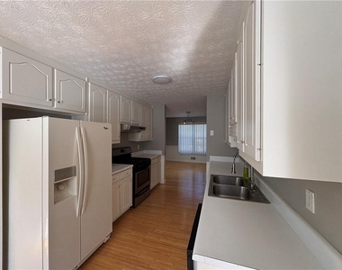 2775 Emerald Springs Drive - Photo Thumbnail 18