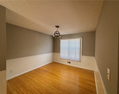 2775 Emerald Springs Drive - Photo Thumbnail 11