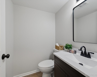538 Mallard Lane - Photo Thumbnail 14