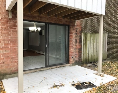 3600 Bayside Drive - Photo Thumbnail 12