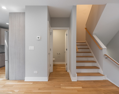 6844 W 65th Street - Photo Thumbnail 16
