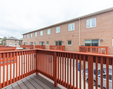 6844 W 65th Street - Photo Thumbnail 33