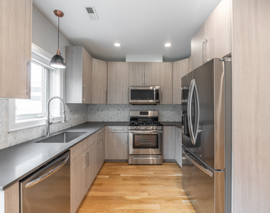 6844 W 65th Street - Photo Thumbnail 17