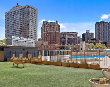 655 W Irving Park Road - Photo Thumbnail 15