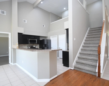 4823 Knights Branch Drive N - Photo Thumbnail 28