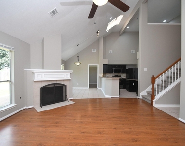 4823 Knights Branch Drive N - Photo Thumbnail 24
