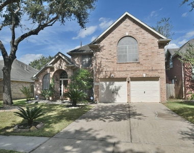 4823 Knights Branch Drive N - Photo Thumbnail 2