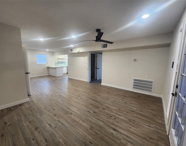 708 Staitti Street - Photo Thumbnail 9