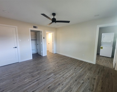 708 Staitti Street - Photo Thumbnail 11