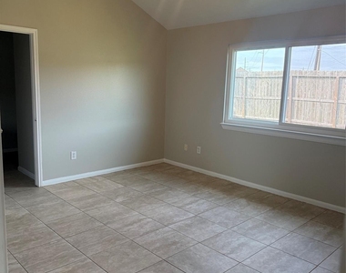 5331 Riverwood Drive - Photo Thumbnail 4