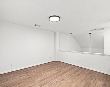 47 Alderon Woods Place - Photo Thumbnail 21