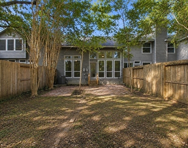 47 Alderon Woods Place - Photo Thumbnail 23