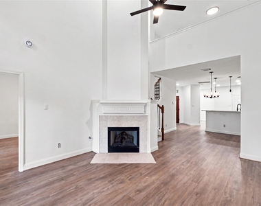 47 Alderon Woods Place - Photo Thumbnail 9