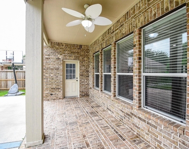 6811 Bannon Trail - Photo Thumbnail 24